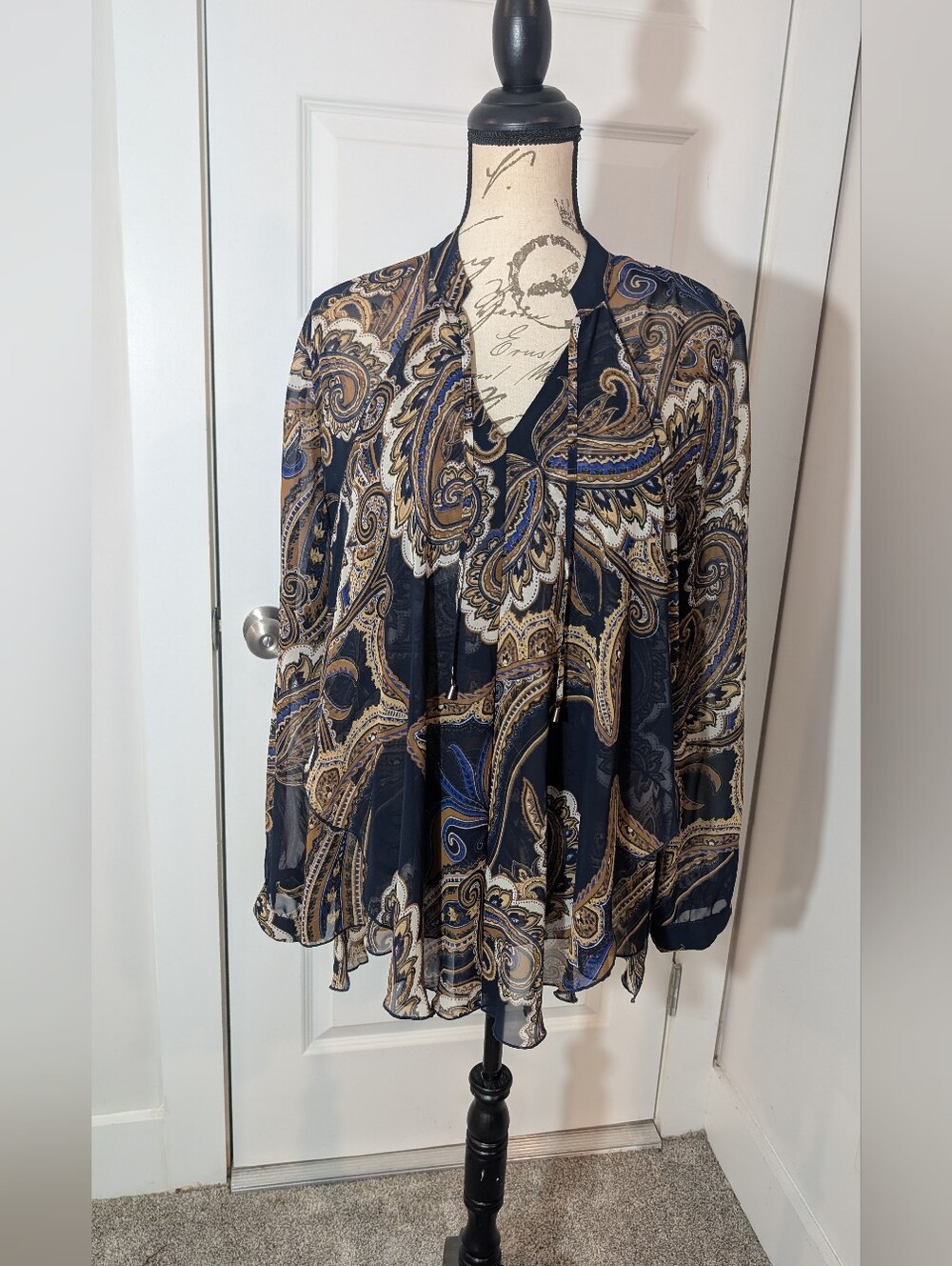 Chico's Boho Navy, Tan & Cream Paisley Tie-Front Blouse Size 2 (Large)